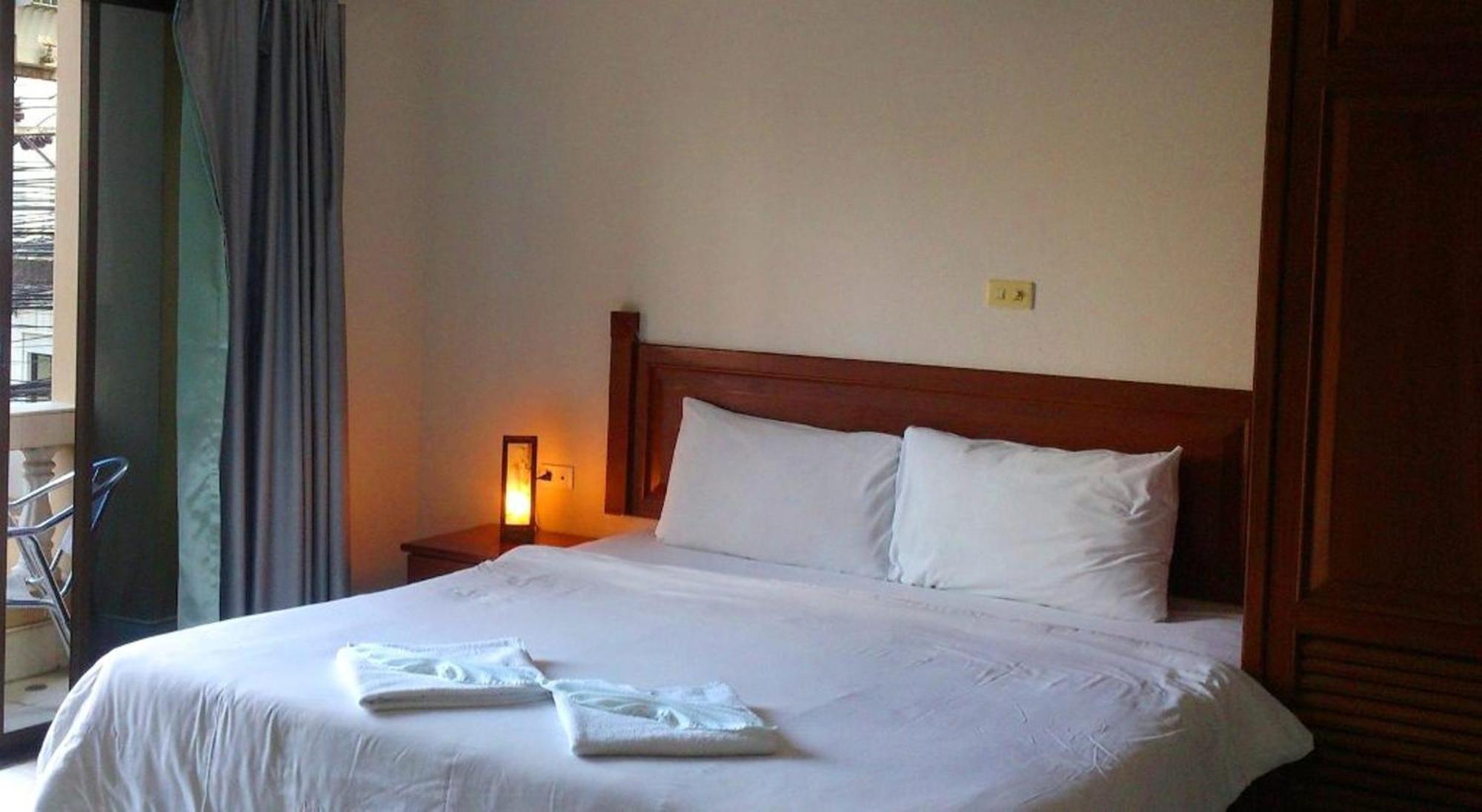 Sawasdee Mansion Hotel Patong Ngoại thất bức ảnh